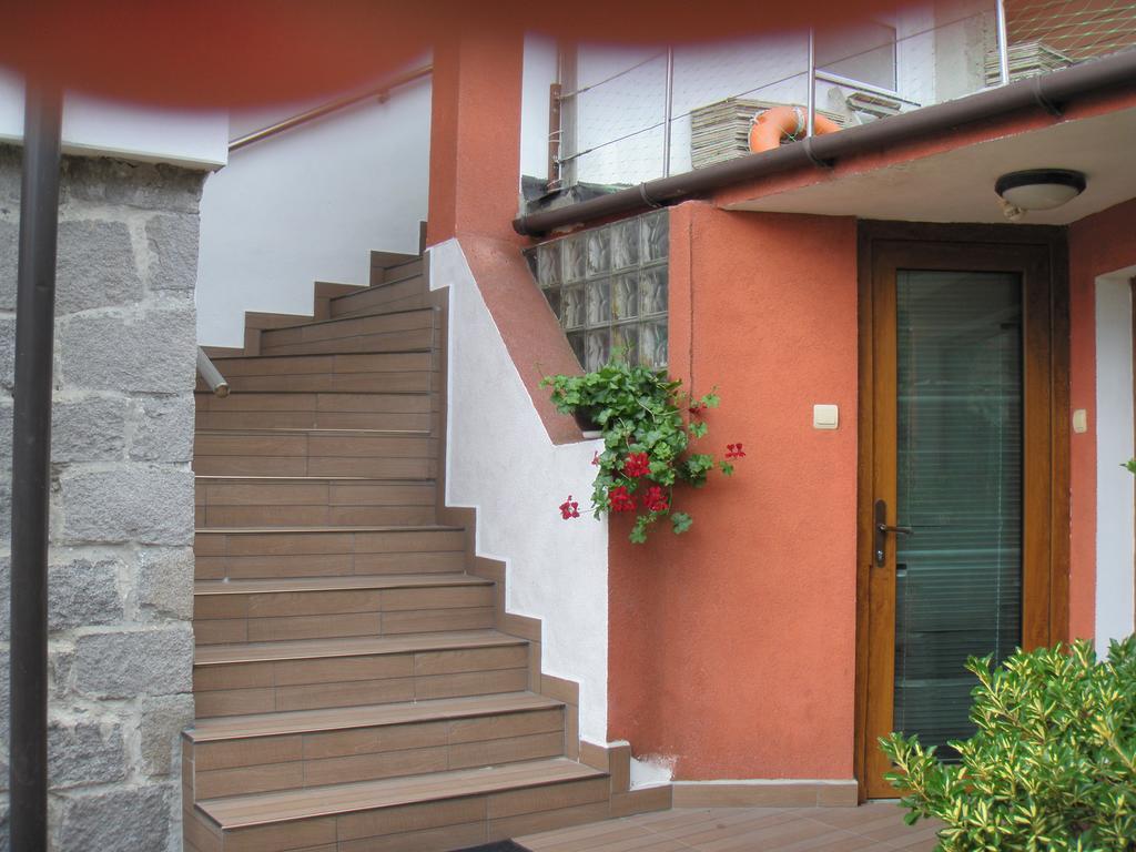 House Prodanovi سوزوبول المظهر الخارجي الصورة